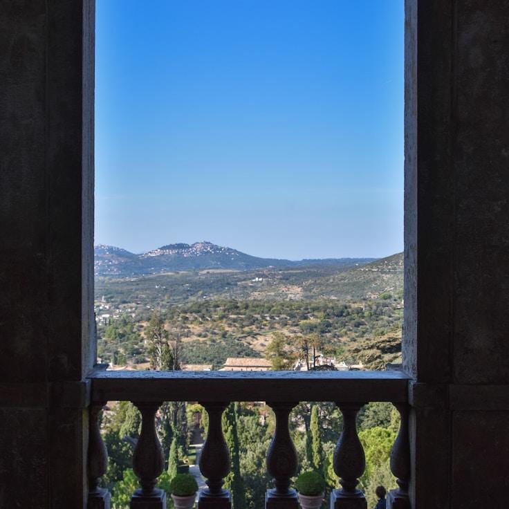 Family-friendly dining with comfortable seating